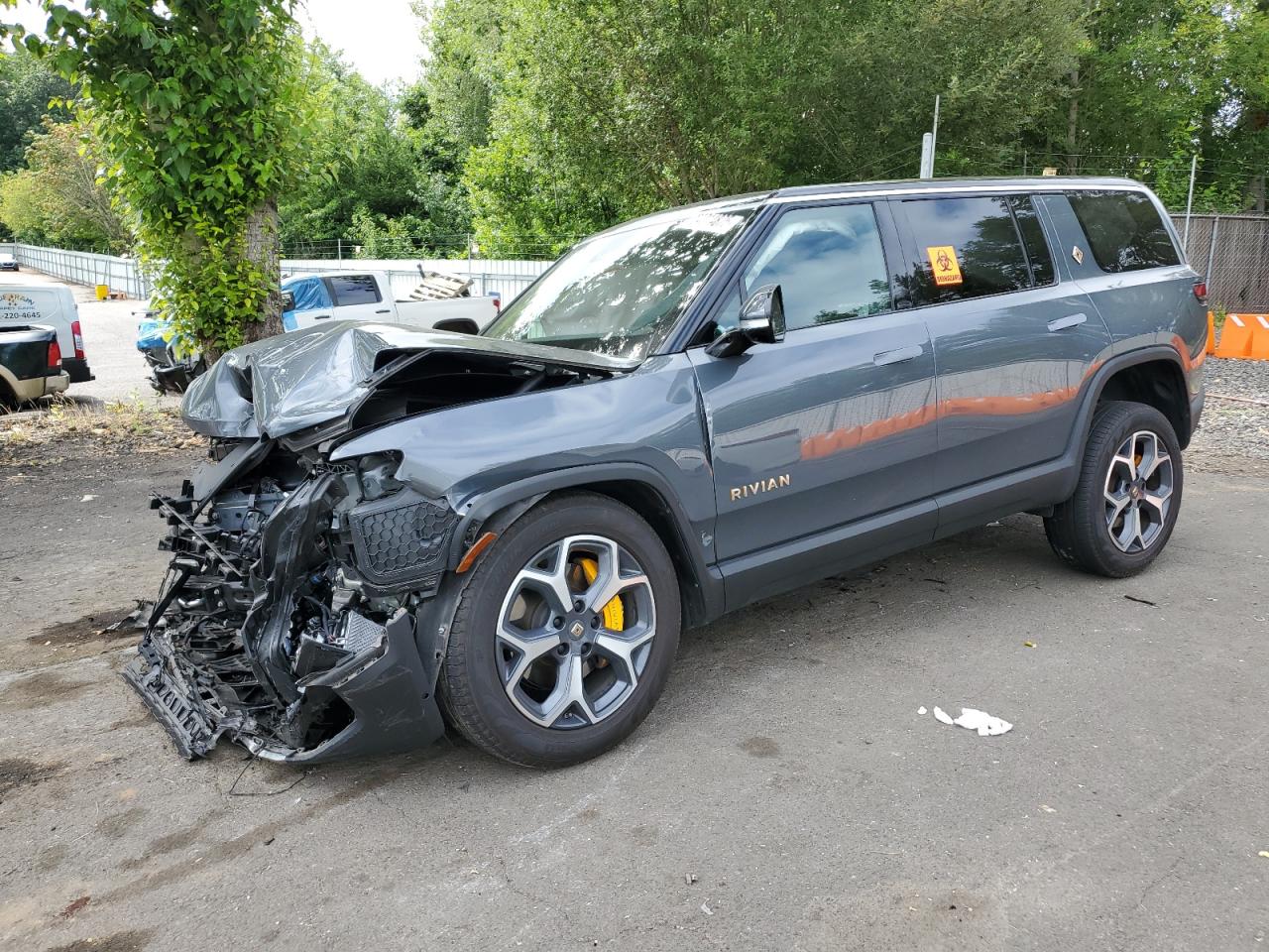 RIVIAN R1S LAUNCH EDITION