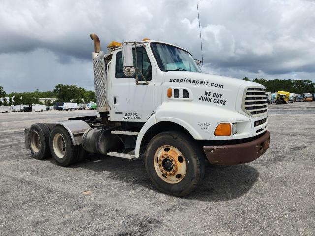 STERLING UNKNOWN 2003 white tractor diesel 2FWJAZAS03AK76547 photo #1