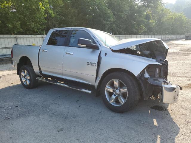 2016 RAM 1500 SLT 3C6RR7LT8GG338707