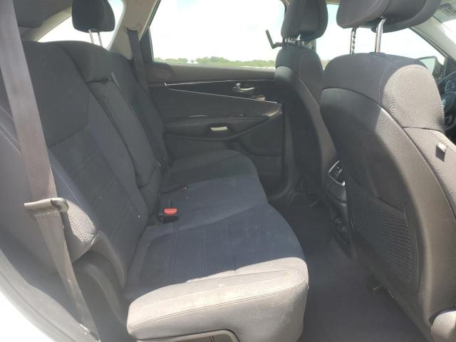 2017 KIA SORENTO LX 5XYPGDA50HG208431