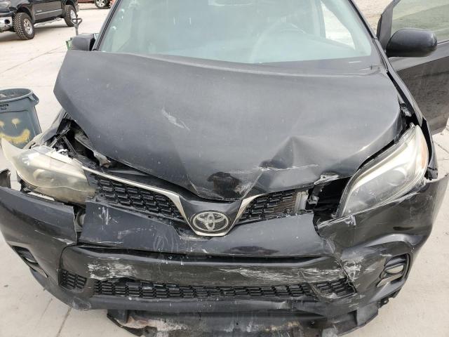 2018 TOYOTA SIENNA SE 5TDXZ3DCXJS954103