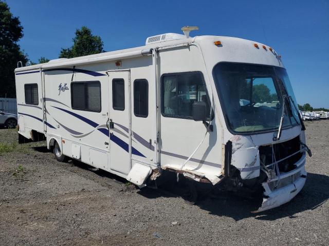 Global Auto Auctions: 2002 WORKHORSE CUSTOM CHASSIS MOTORHOME