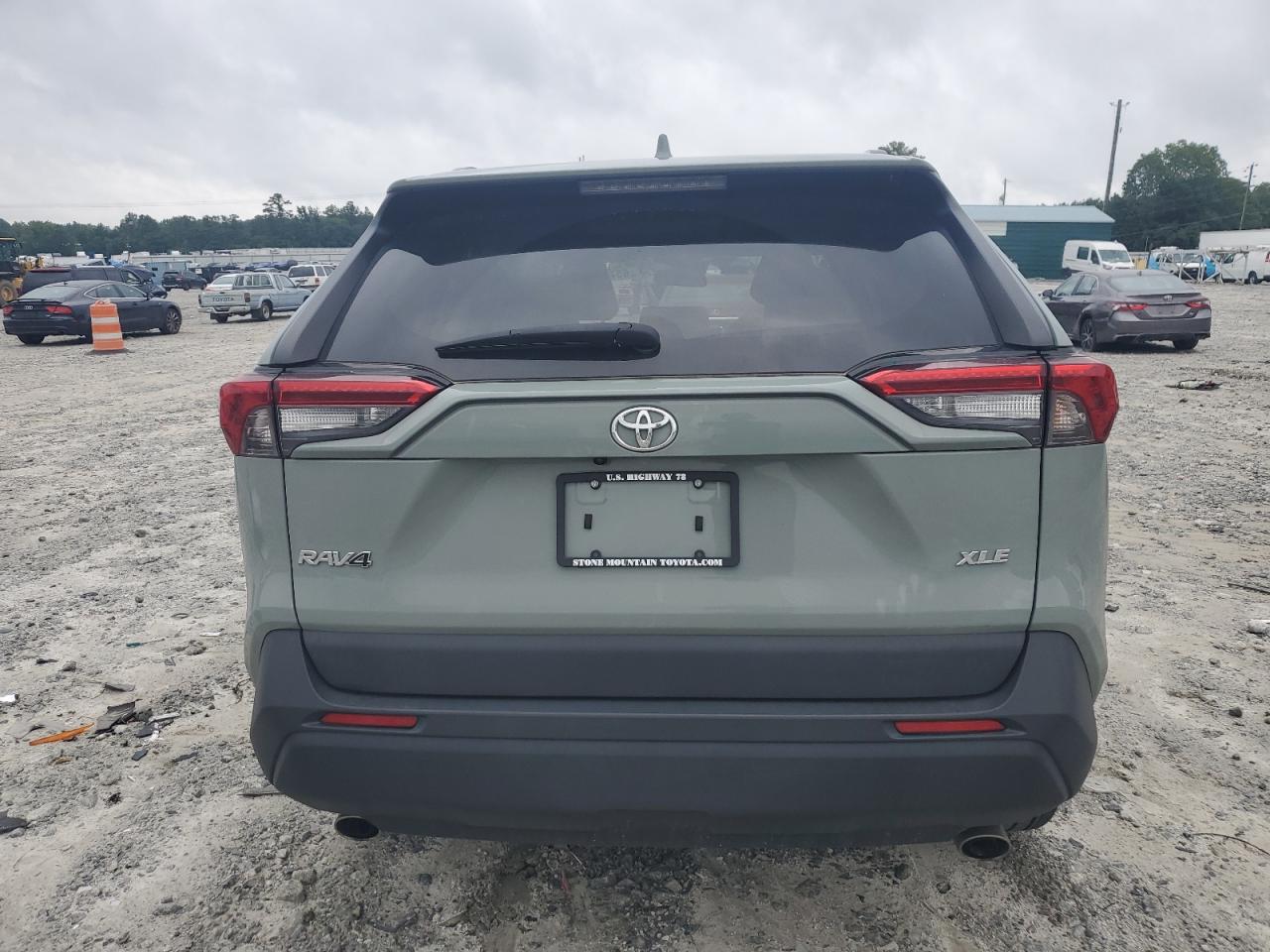 TOYOTA RAV4 XLE PREMIUM