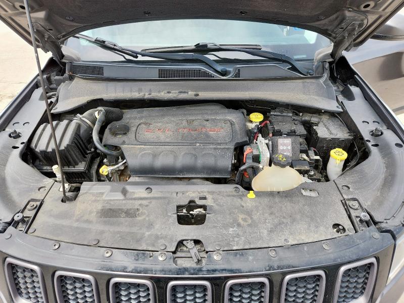 2018 JEEP COMPASS TR 3C4NJDDB1JT483766