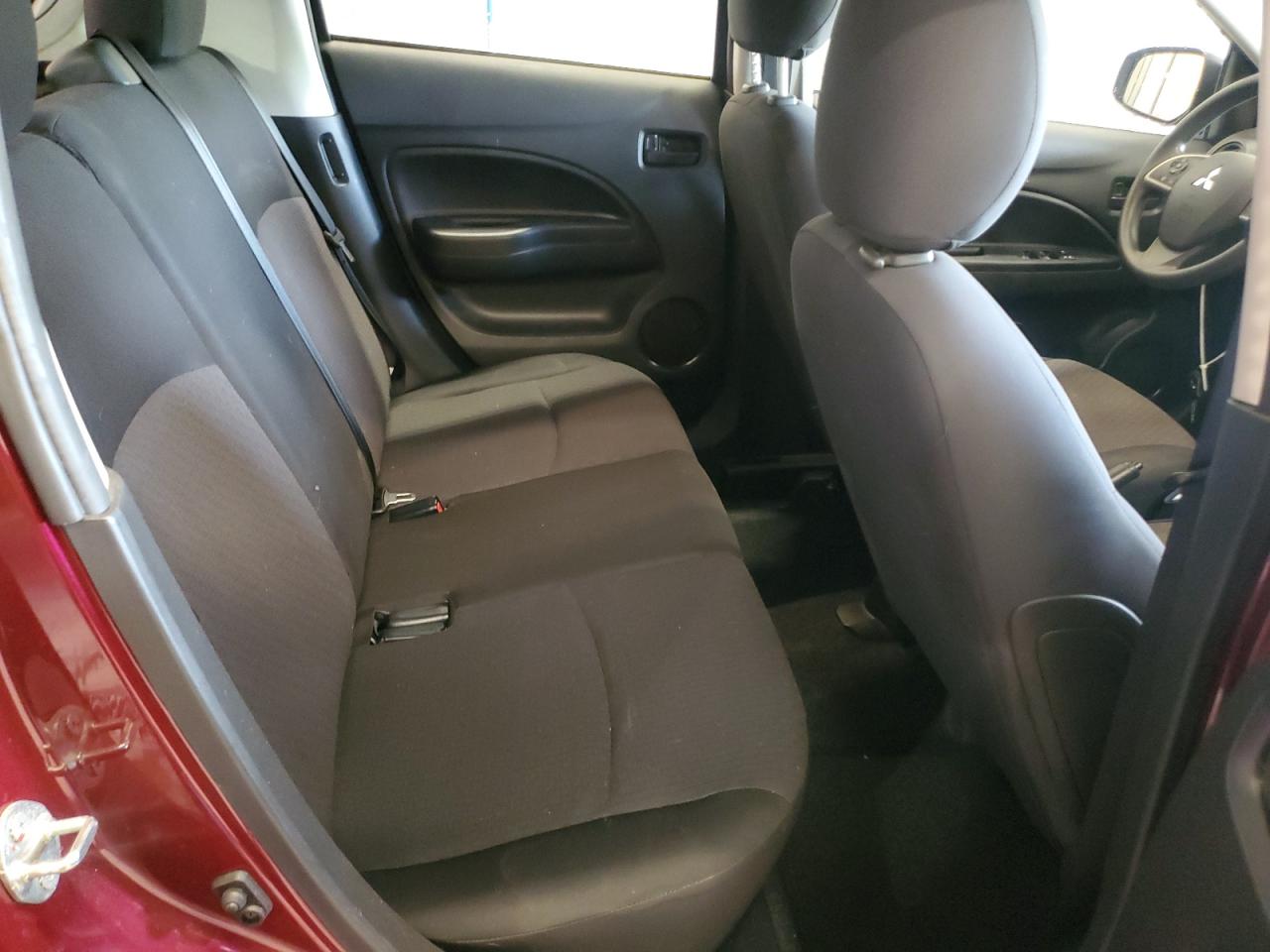 MITSUBISHI MIRAGE ES