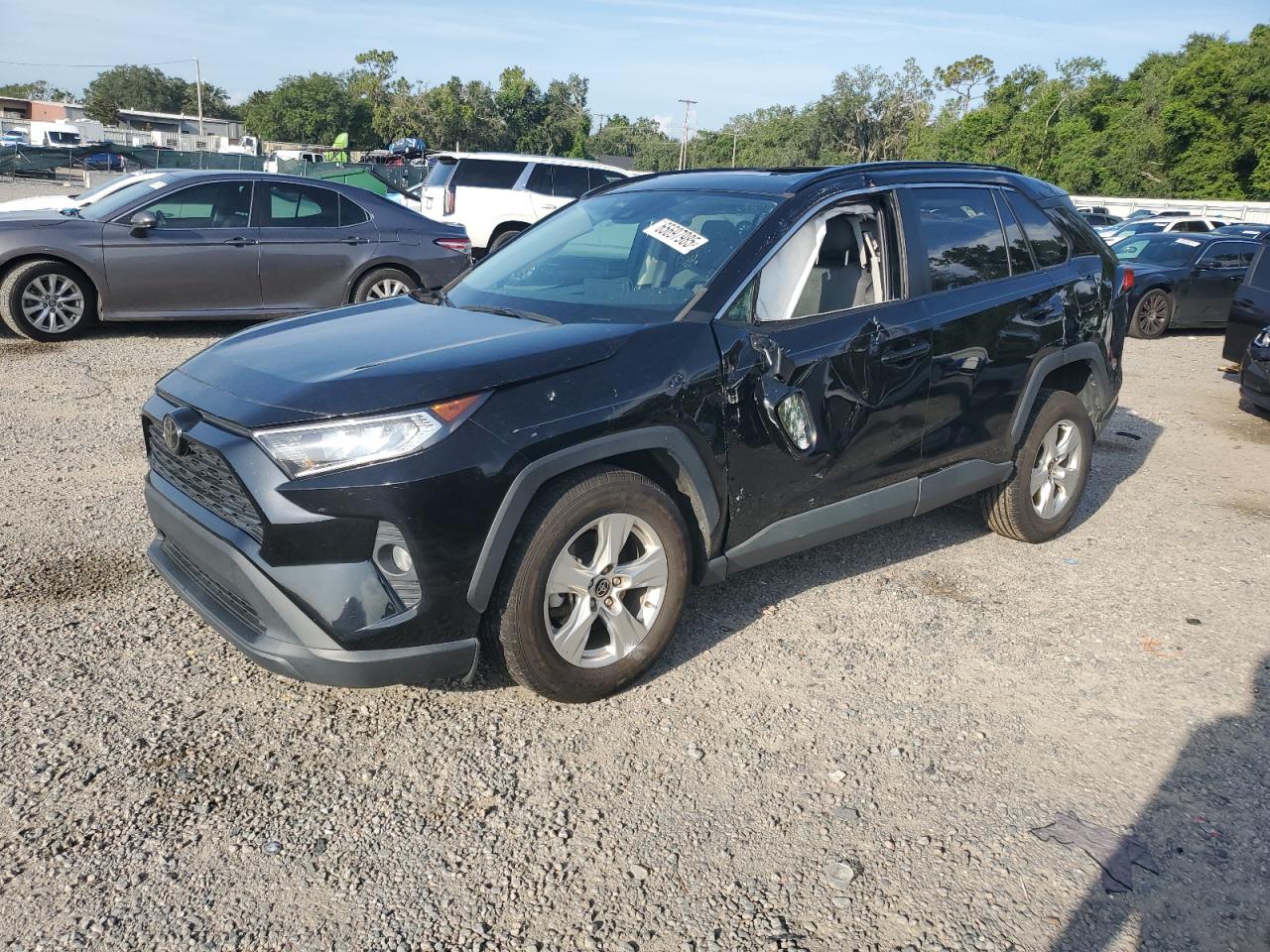 TOYOTA RAV4 XLE