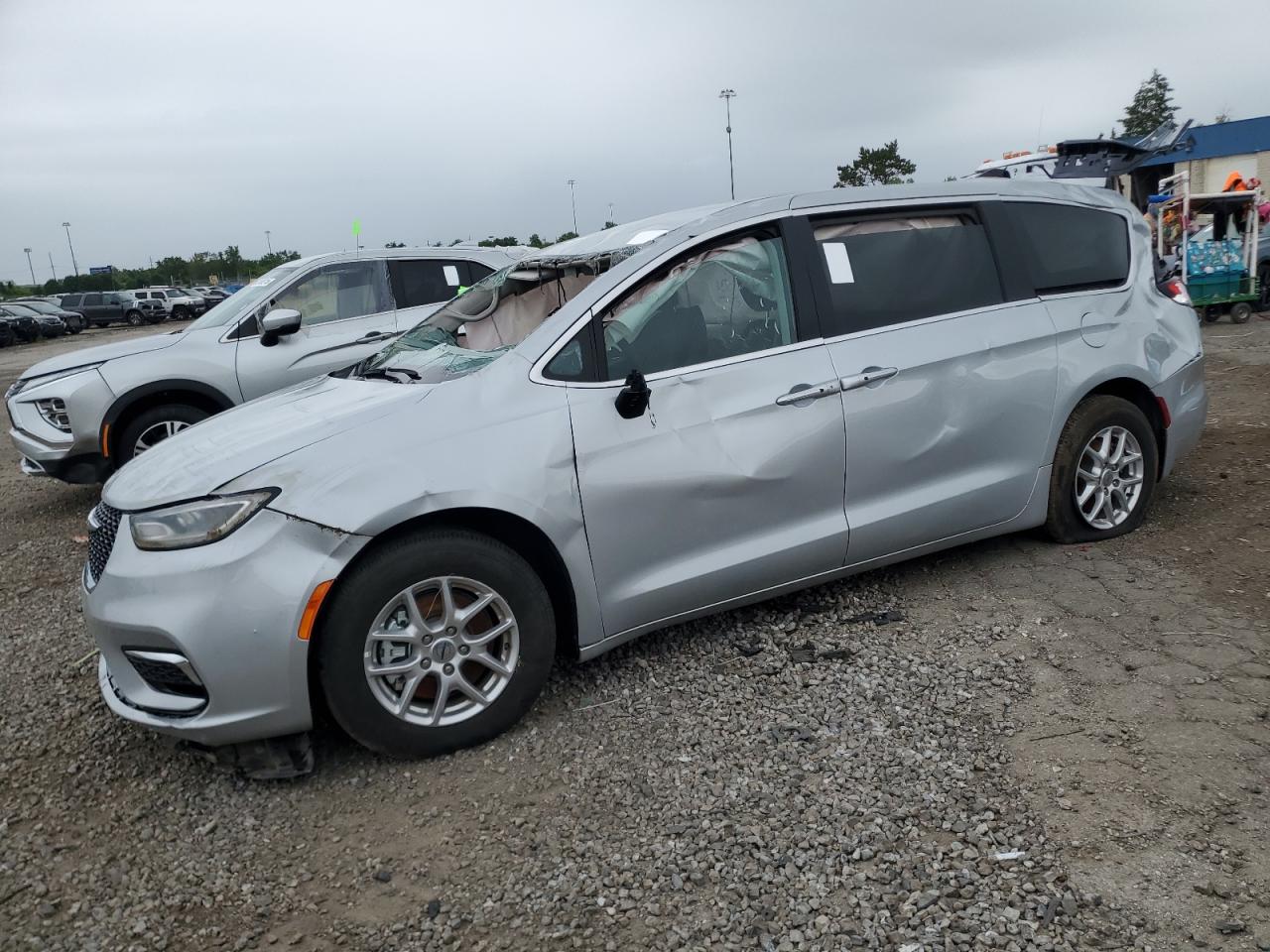 CHRYSLER PACIFICA TOURING L