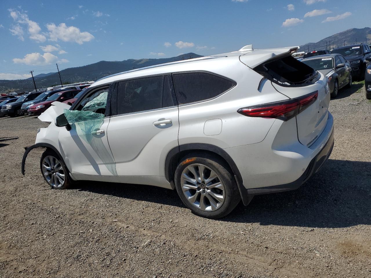 TOYOTA HIGHLANDER LIMITED