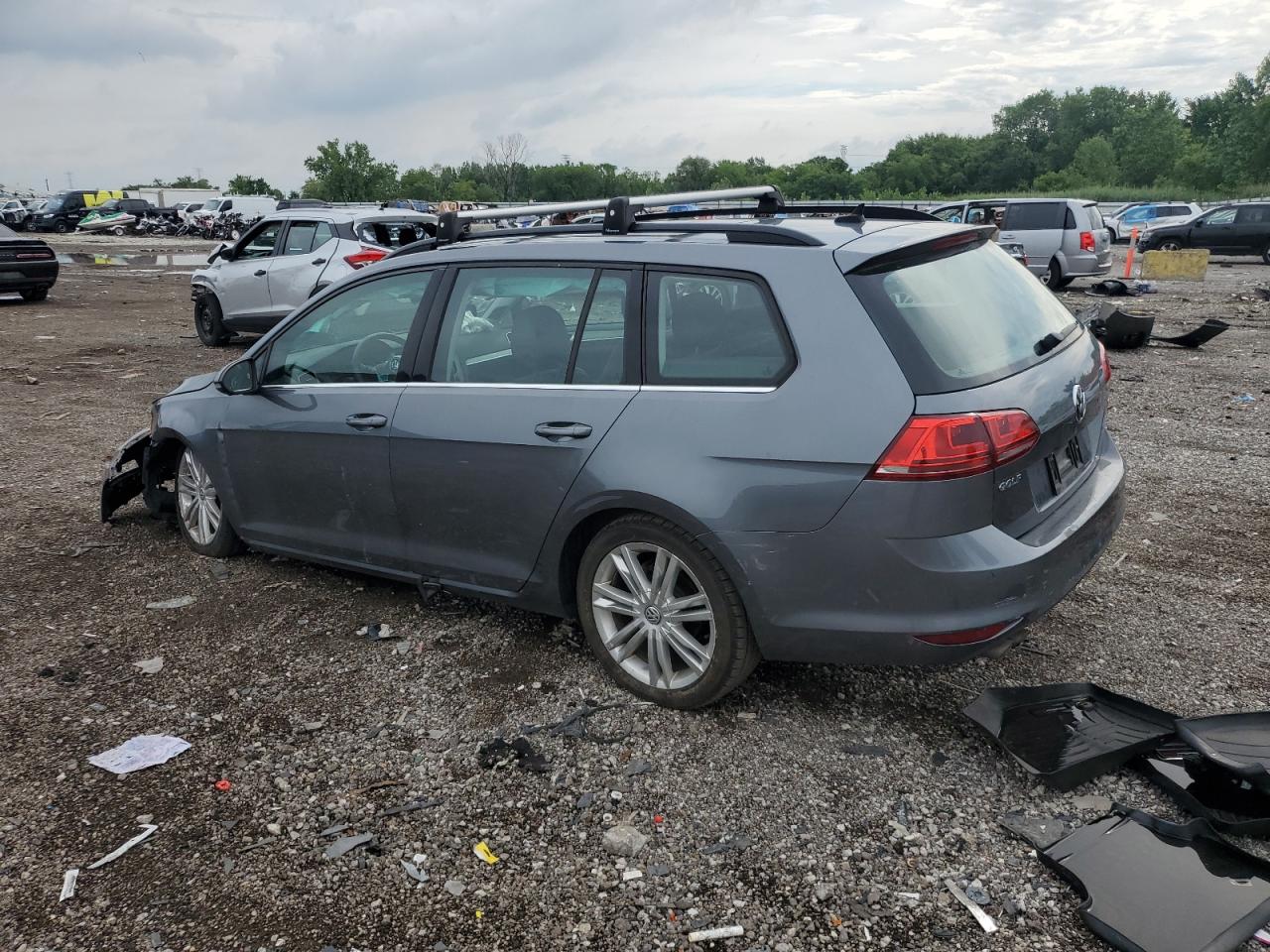VOLKSWAGEN GOLF SPORTSVAN TDI S
