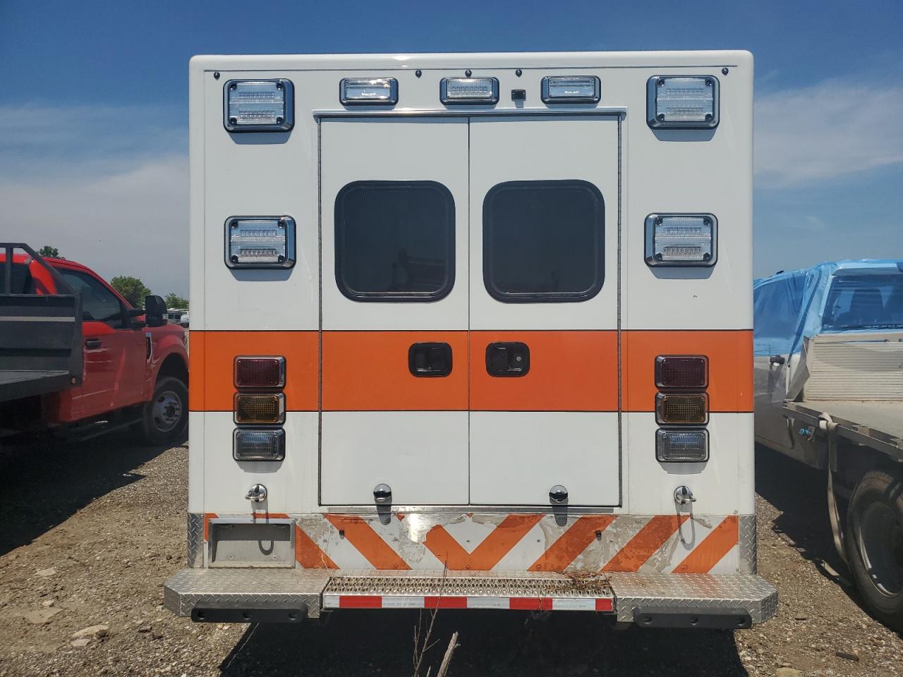 FORD ECONOLINE E350 SUPER DUTY CUTAWAY VAN