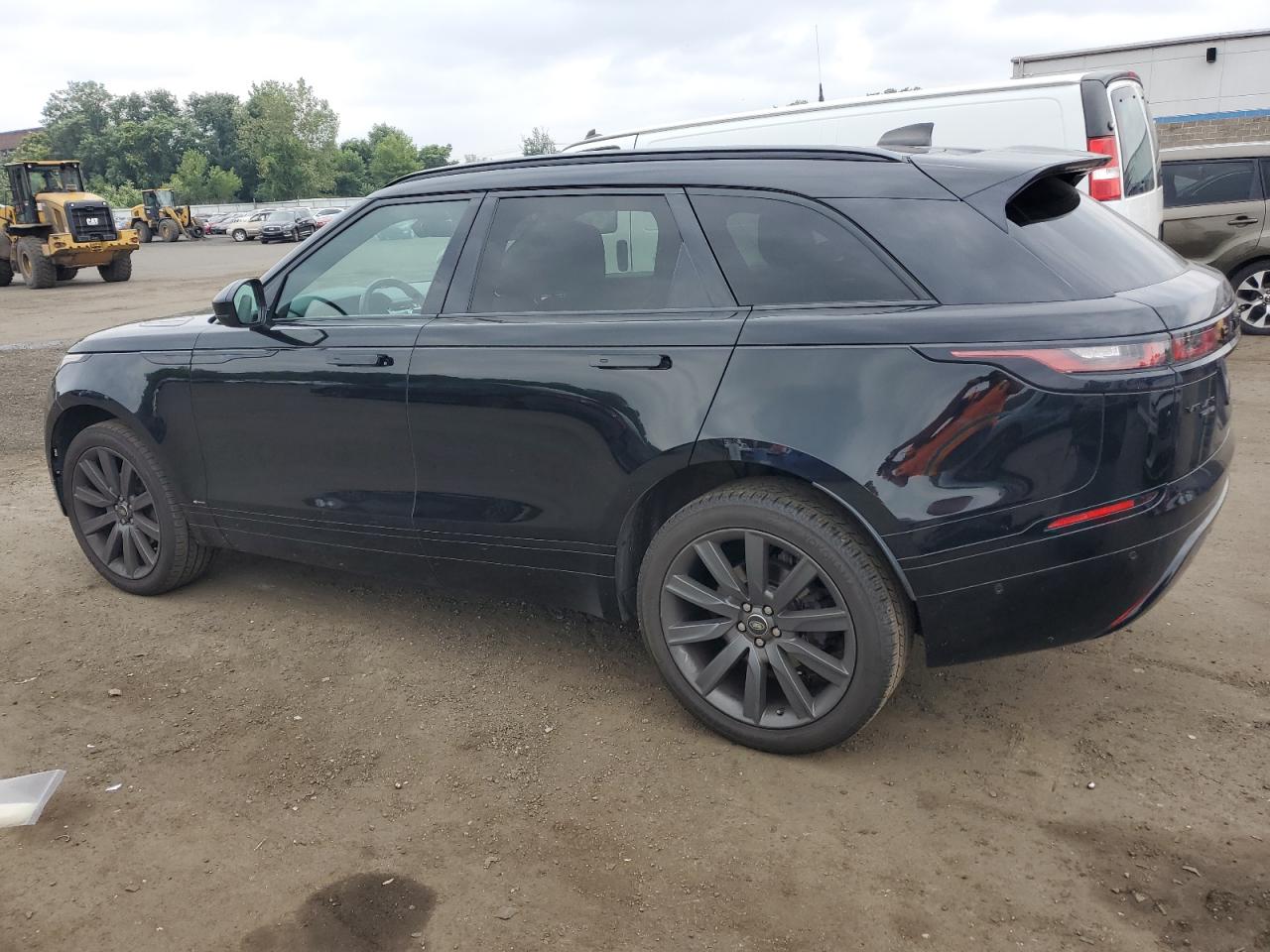 LAND ROVER RANGE ROVER R-DYNAMIC HSE