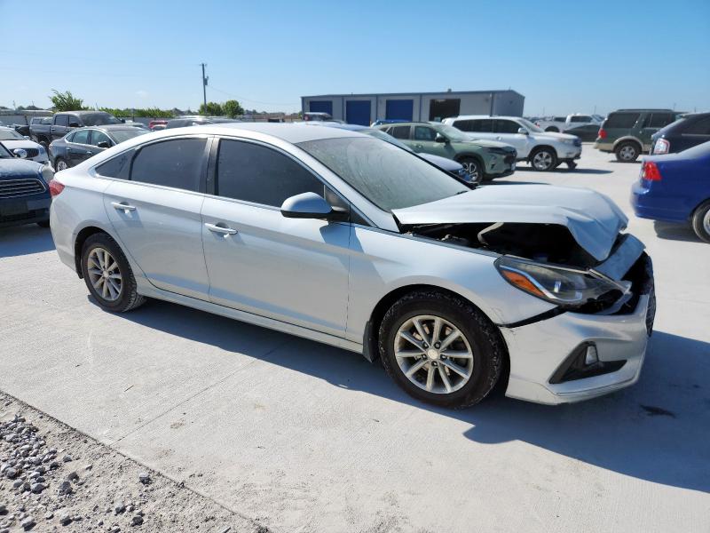 2018 HYUNDAI SONATA SE 5NPE24AF5JH669573