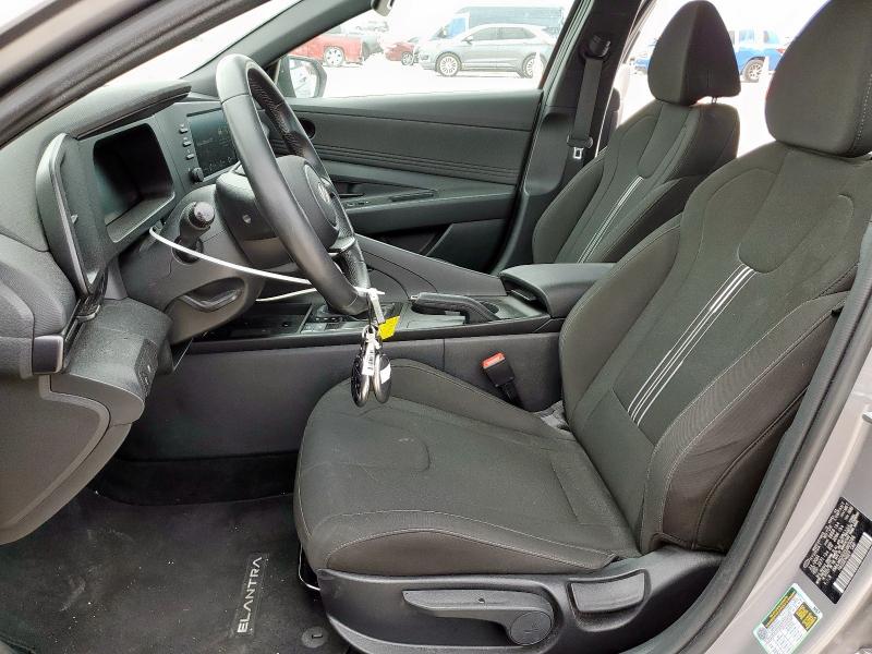 2025 HYUNDAI ELANTRA SE KMHLM4DG0SU865056