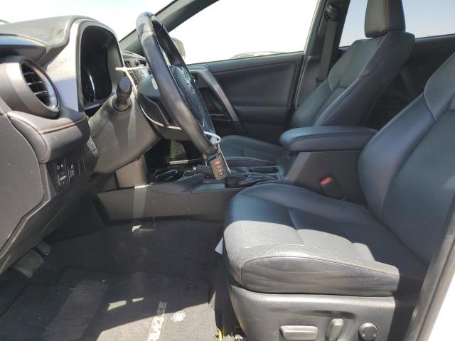 2016 TOYOTA RAV4 SE JTMNFREV8GJ091021