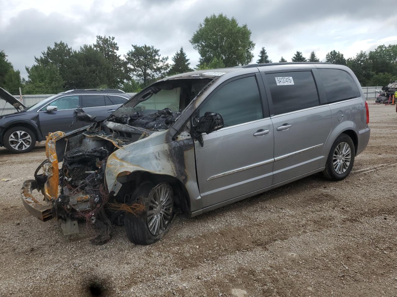 CHRYSLER TOWN & COUNTRY TOURING L