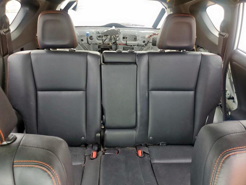 2016 TOYOTA RAV4 SE JTMJFREV8GJ076310