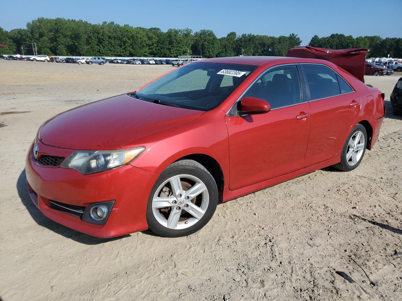 TOYOTA CAMRY BASE