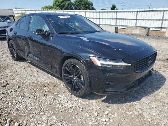 2022 VOLVO S60 B5 R-D 7JRL12TD8NG189176