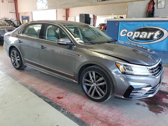 2017 VOLKSWAGEN PASSAT R-LINE - 1VWDT7A30HC045831