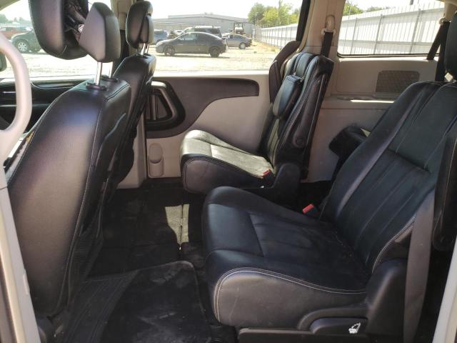 2014 CHRYSLER TOWN & COU - 2C4RC1BG9ER211645