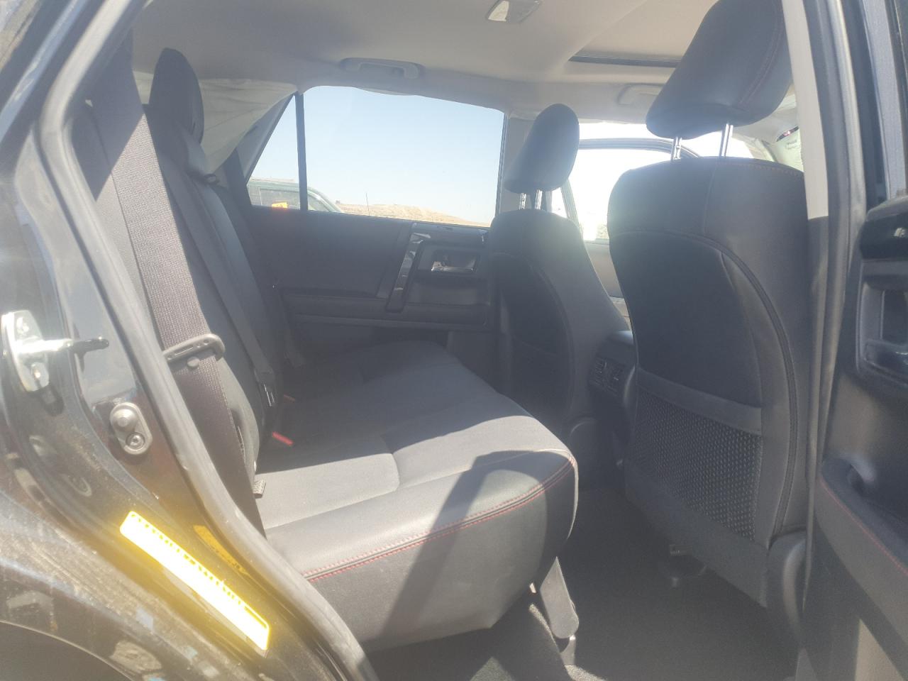 TOYOTA 4RUNNER SR5 PREMIUM