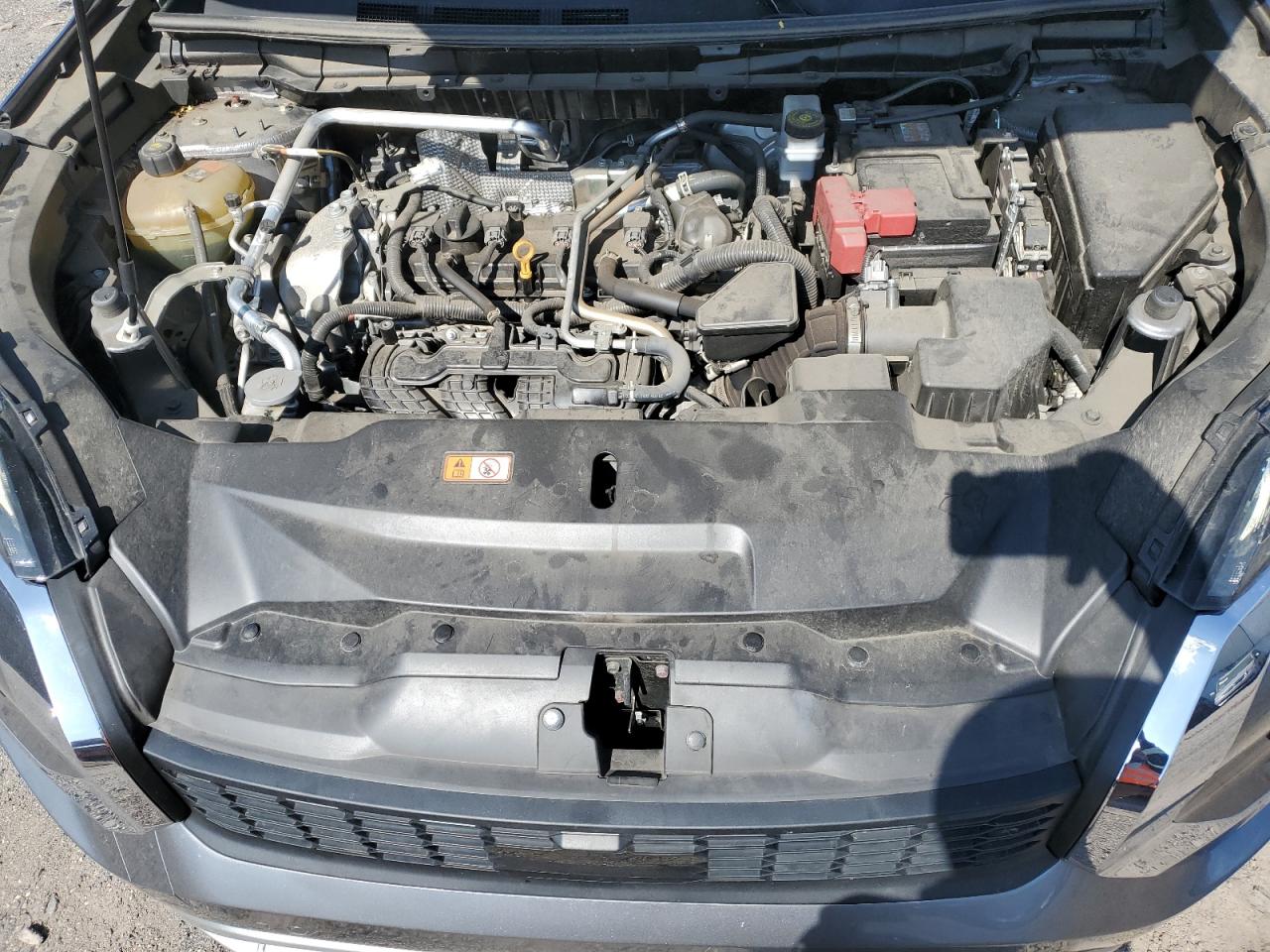 MITSUBISHI OUTLANDER SE