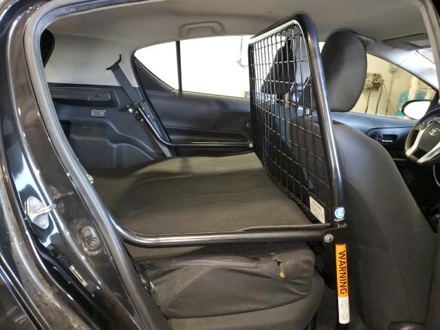 2016 TOYOTA PRIUS C JTDKDTB39G1120356