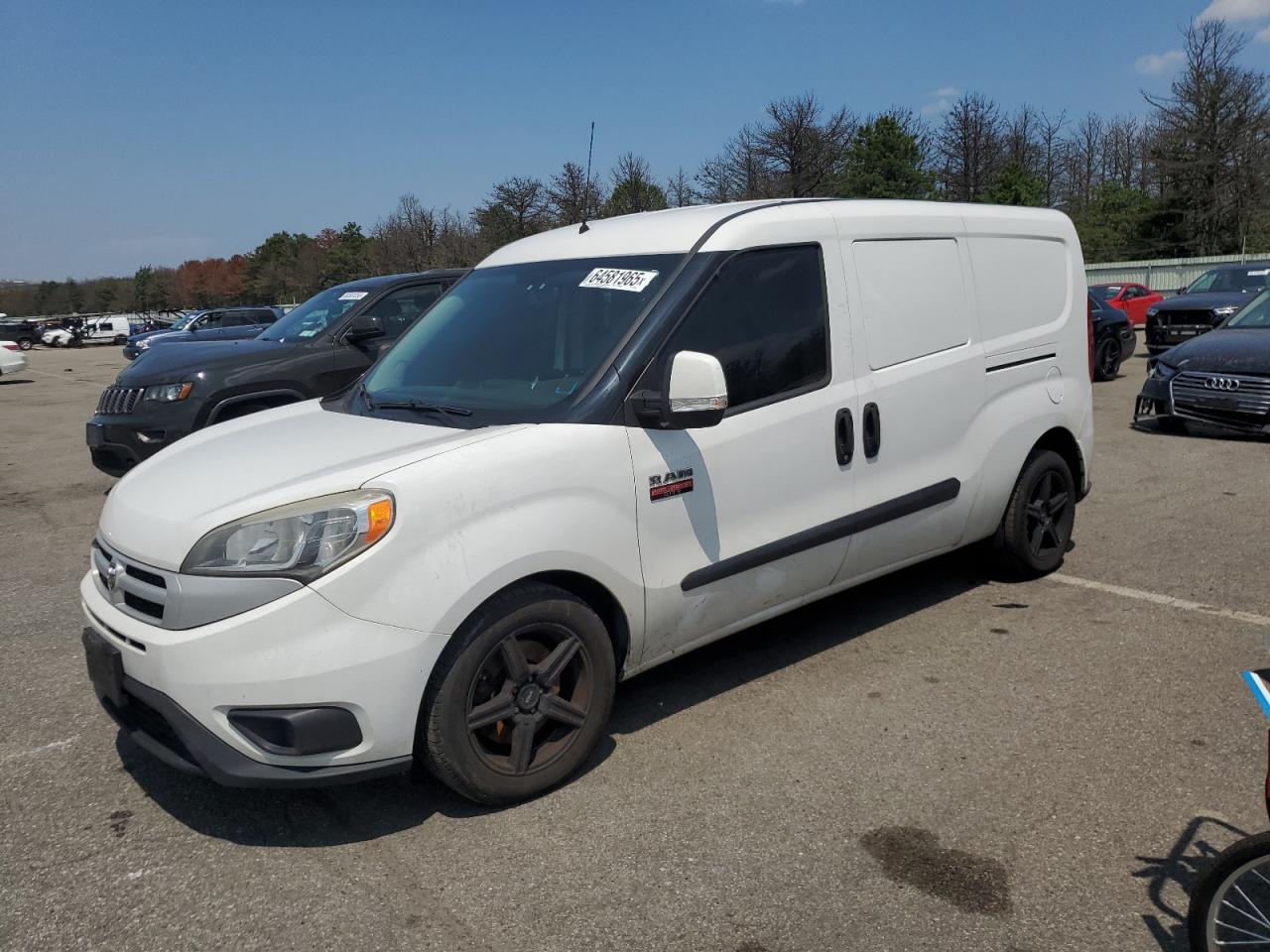 RAM PROMASTER SLT