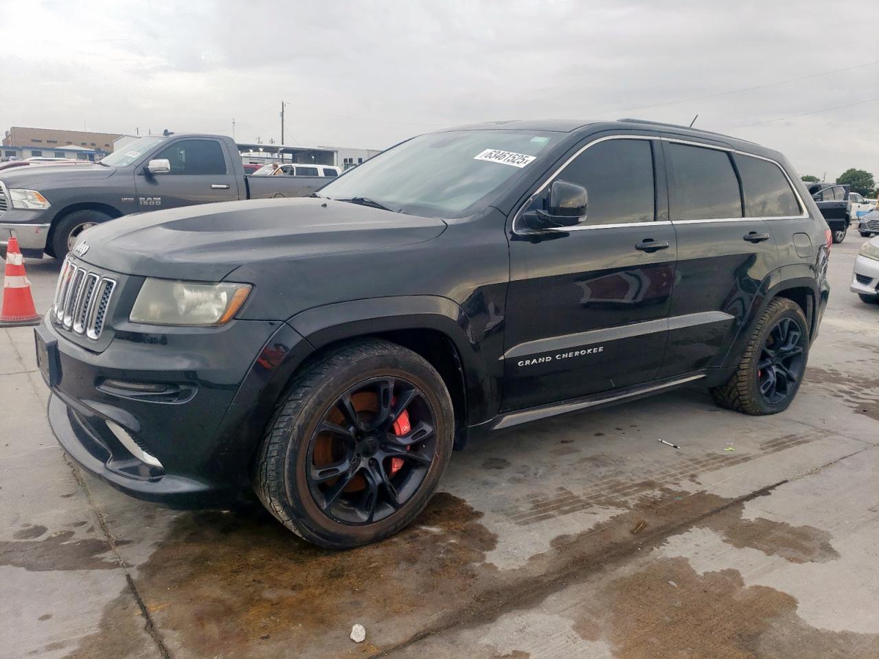JEEP GRAND CHEROKEE SRT-8