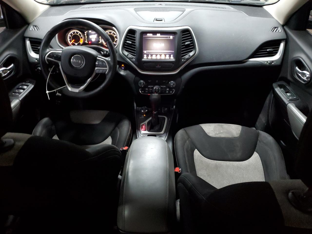 JEEP GRAND CHEROKEE LATITUDE