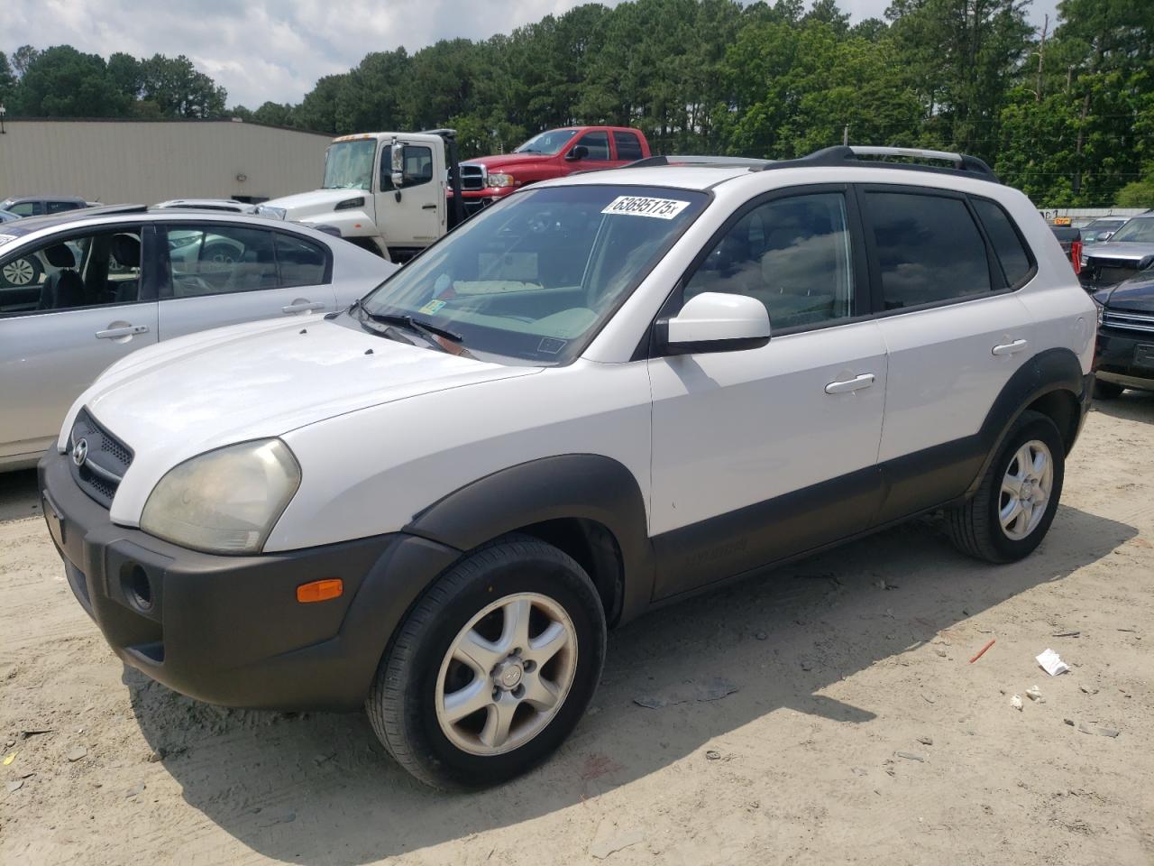 Lot #3293358444 2005 HYUNDAI TUCSON GLS