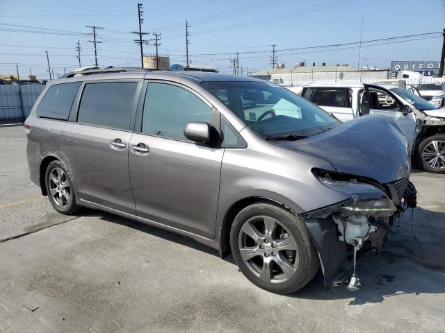 2017 TOYOTA SIENNA SE 5TDXZ3DC9HS817678
