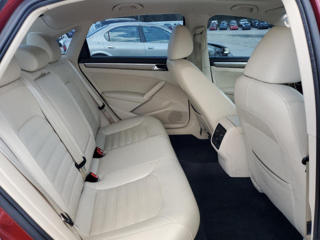 2018 VOLKSWAGEN PASSAT SEL PREMIUM 1VWCA7A31JC041875