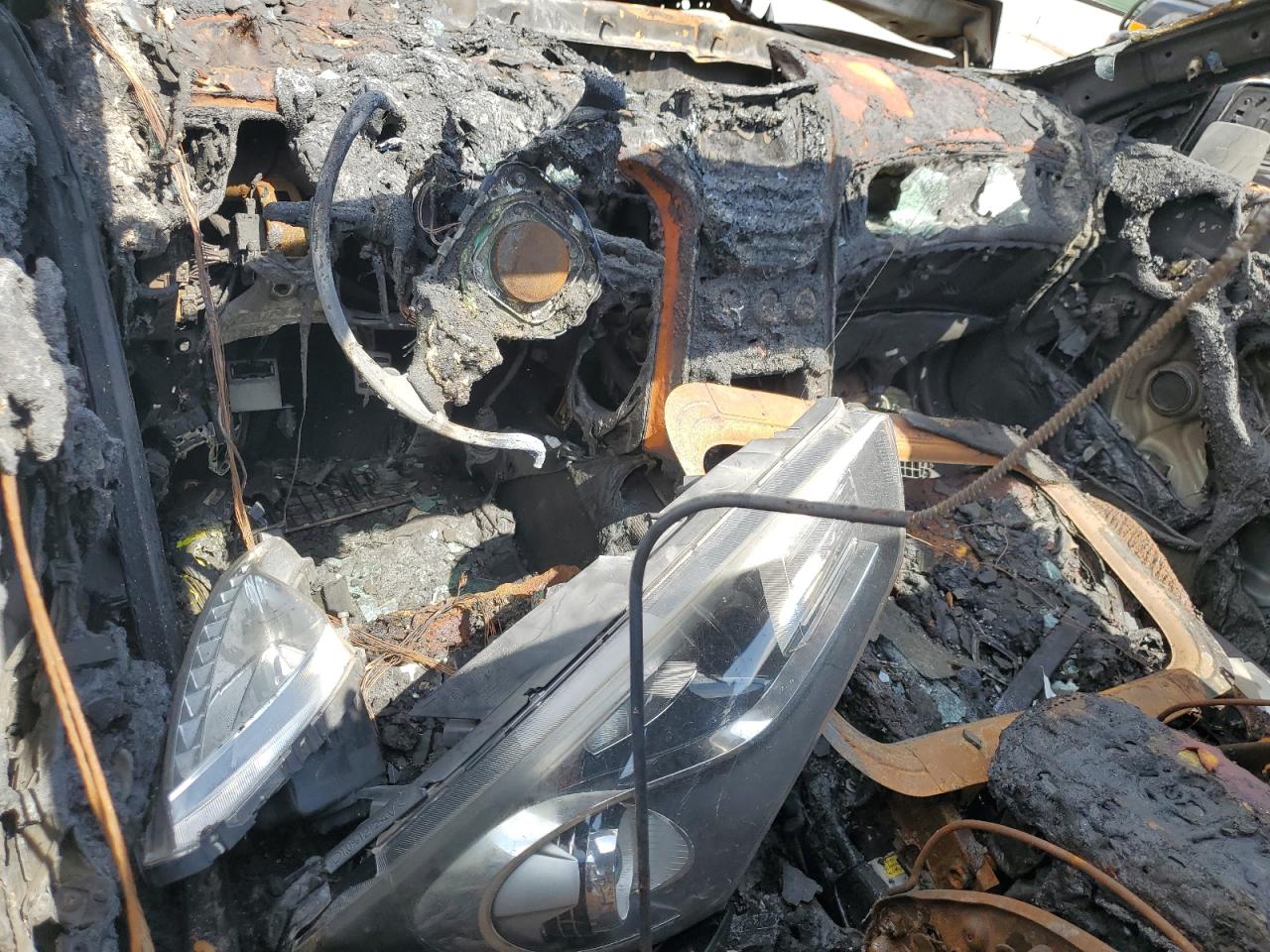 HYUNDAI GENESIS 3.8L