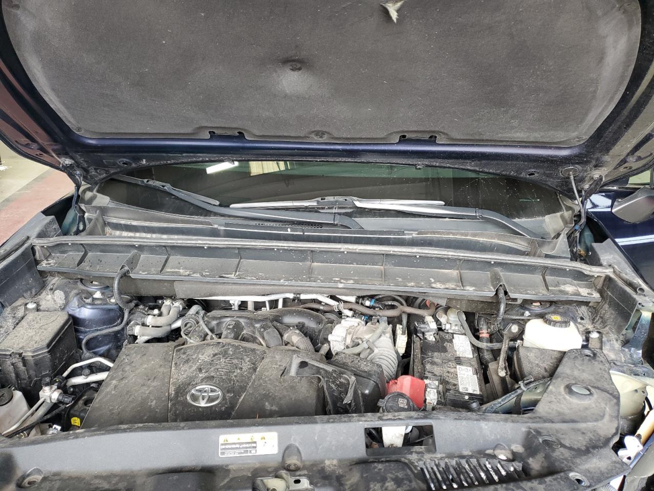 TOYOTA HIGHLANDER XLE