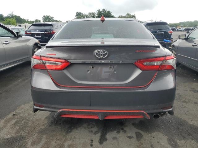 2018 TOYOTA CAMRY L 4T1B11HK1JU009944