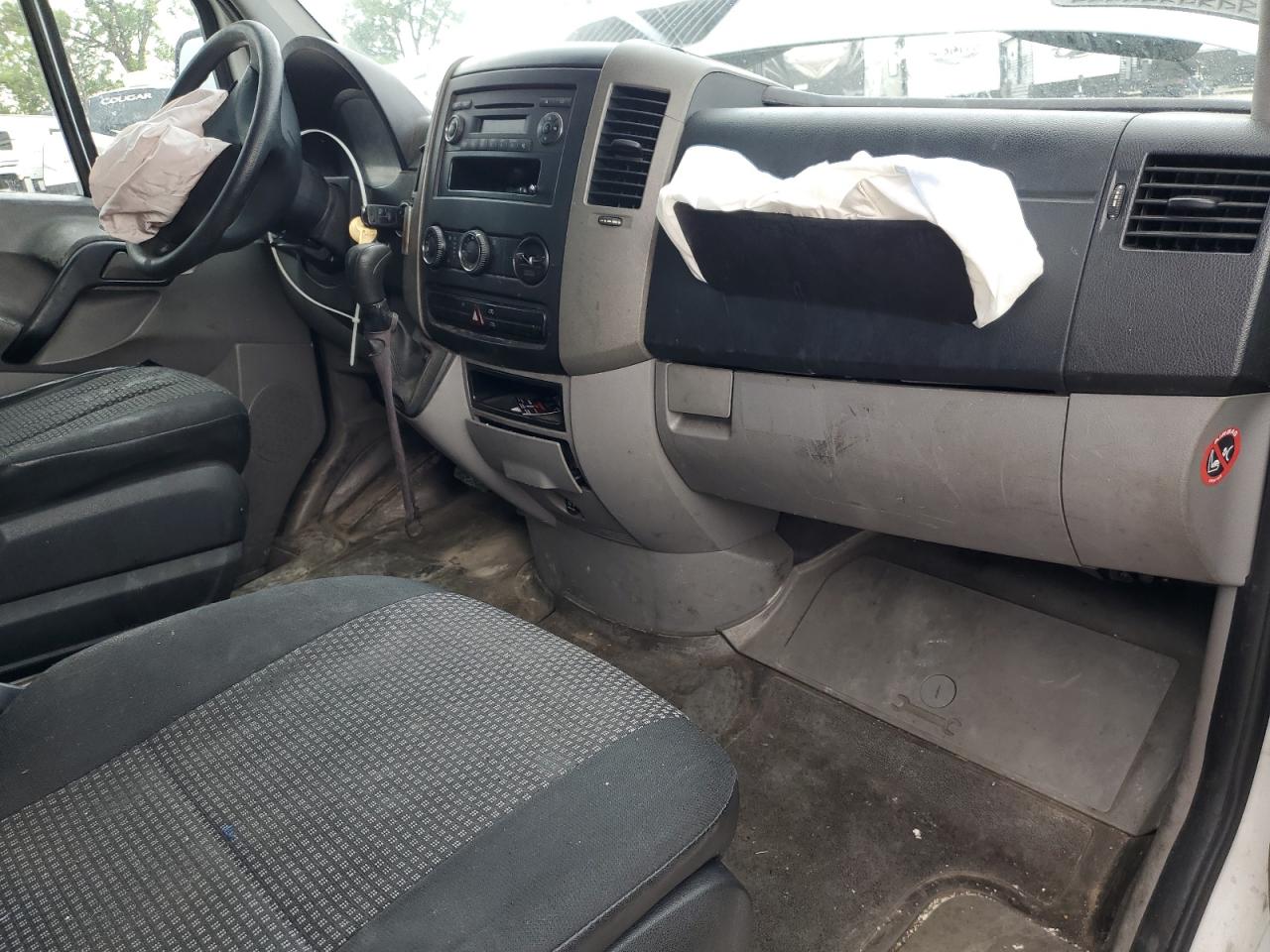 Lot #3291250980 2007 FREI SPRINTER VAN