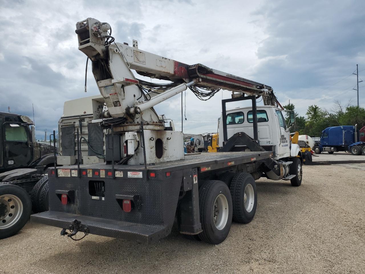 Lot #3241489737 2008 STERLING LT 8500