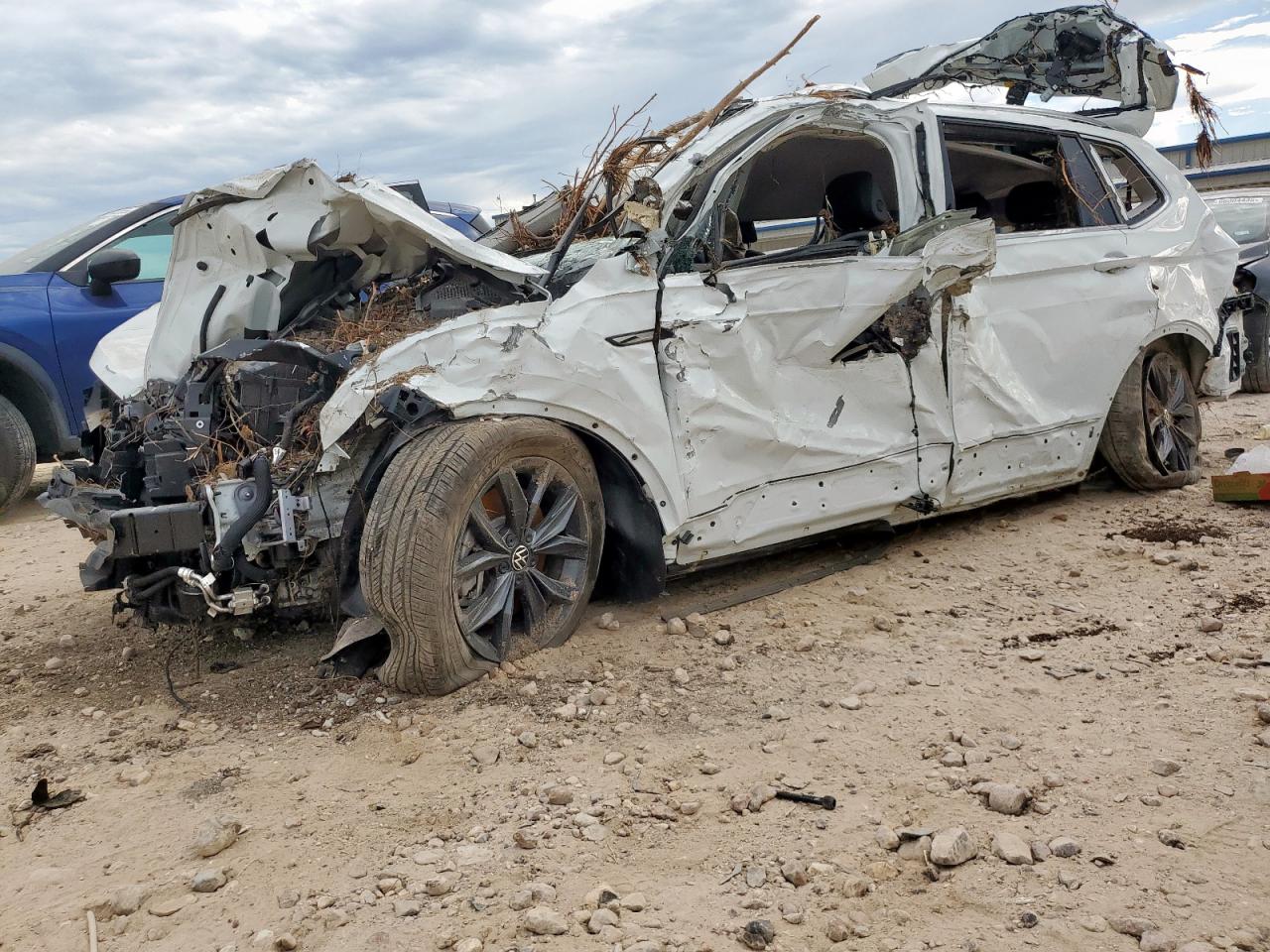 VOLKSWAGEN TIGUAN SE