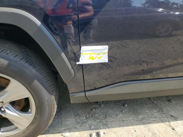 2025 TOYOTA RAV4 XLE - JTMRWRFV6SD290043