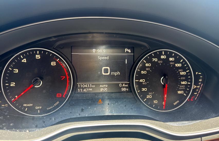 2017 AUDI A4 PREMIUM WAUGNAF44HN010980