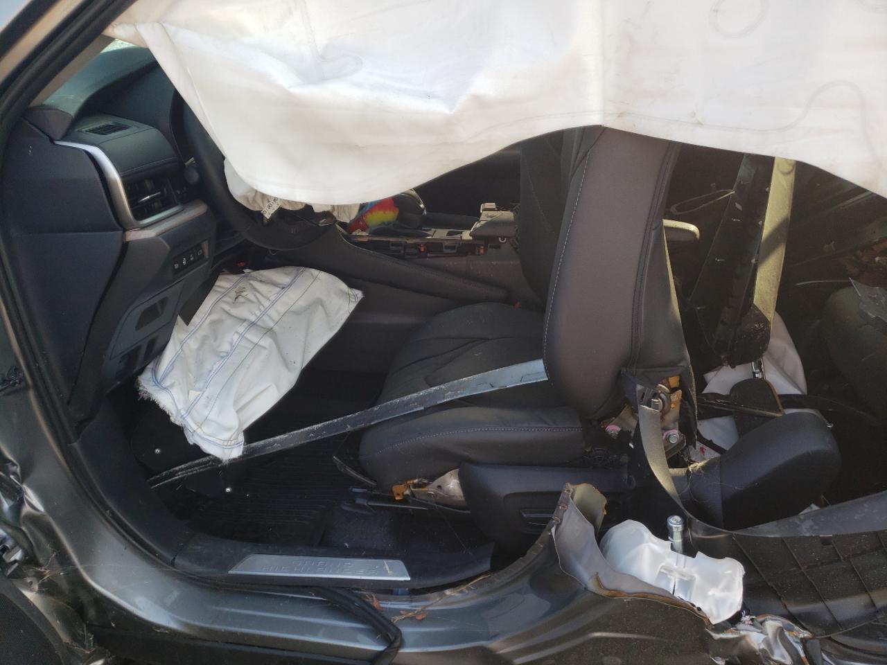 TOYOTA HIGHLANDER LE