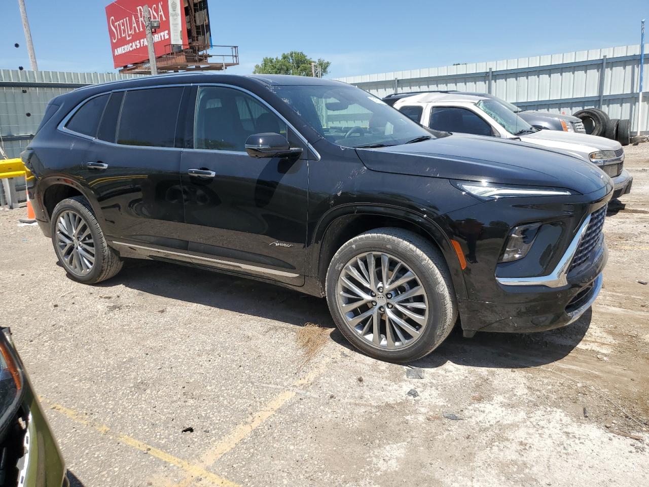 BUICK ENCLAVE AVENIR