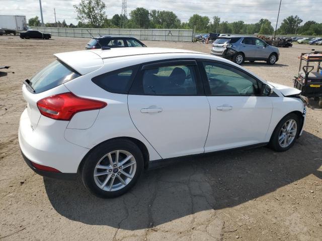 2015 FORD FOCUS SE 1FADP3K28FL265582
