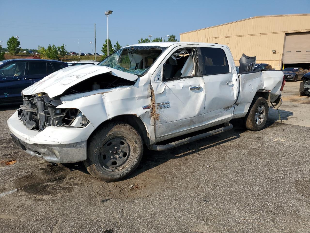 RAM 1500 SLT