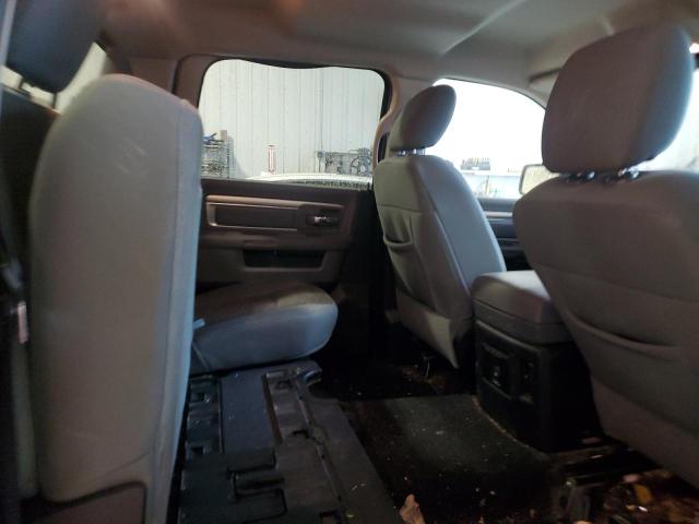 2015 RAM 1500 SLT 3C6RR7LT7FG525452