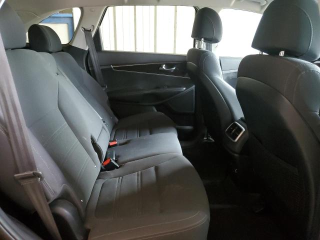 2017 KIA SORENTO LX 5XYPG4A37HG194980