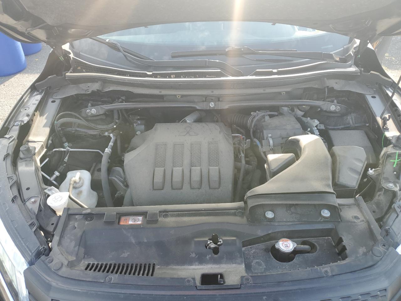 MITSUBISHI ECLIPSE SE