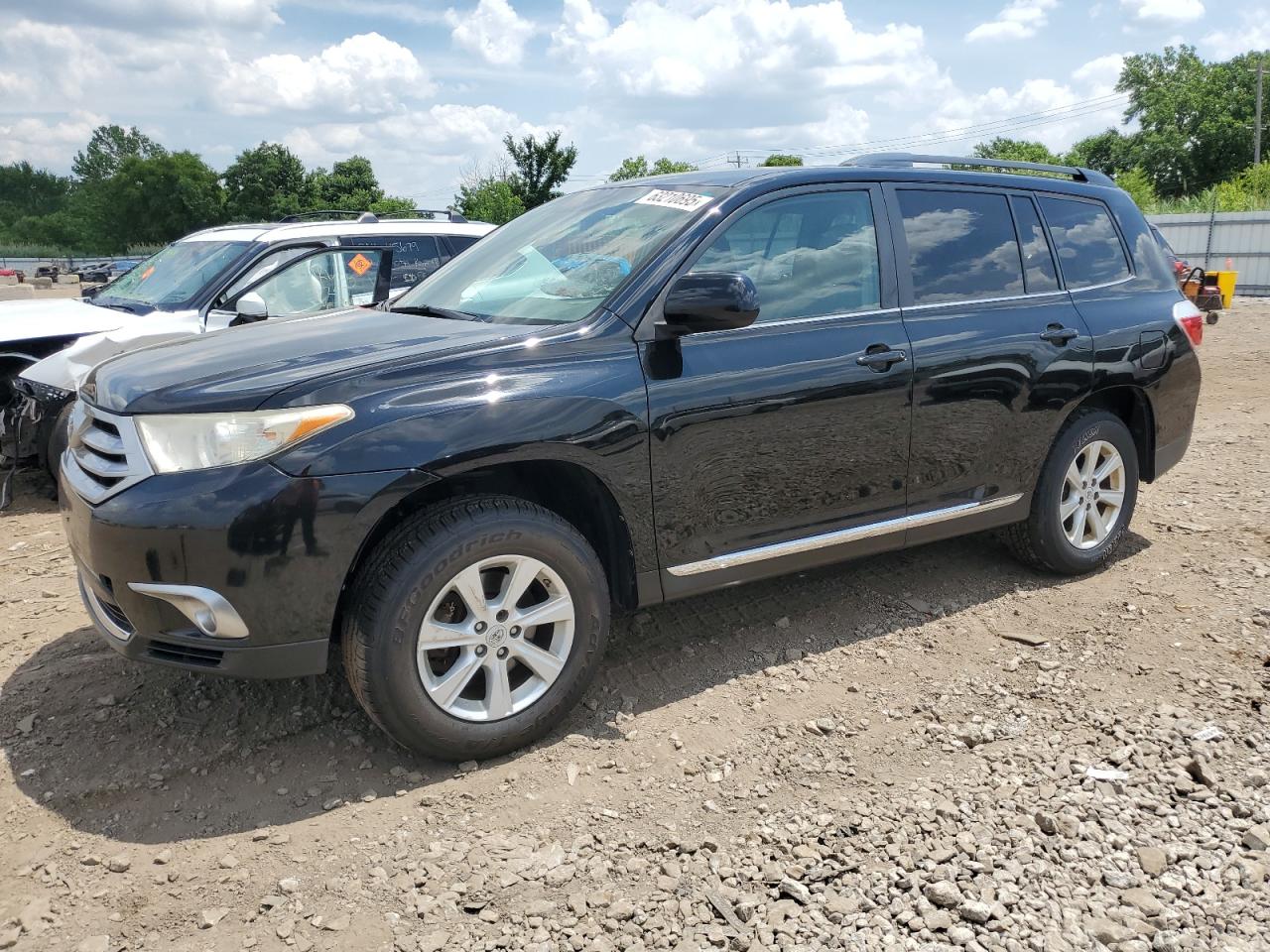 TOYOTA HIGHLANDER BASE