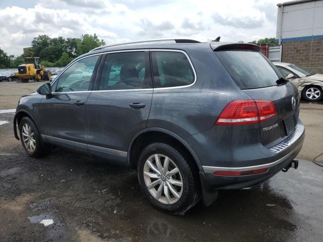 VOLKSWAGEN TOUAREG V6 2015 gray  gas WVGEF9BPXFD005562 photo #3